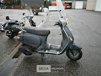 Scooter - afbeelding 4 van  8