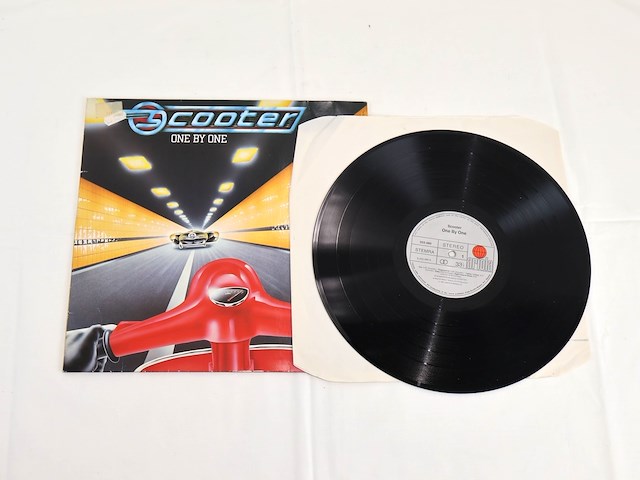Scooter - afbeelding 3 van  5
