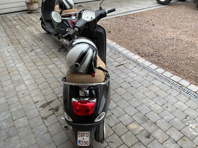 Scooter - afbeelding 8 van  12