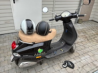 Scooter - afbeelding 4 van  11