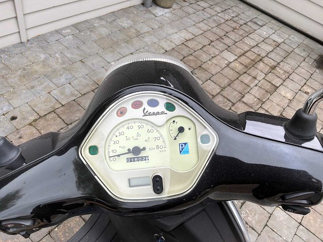 Scooter - afbeelding 8 van  11