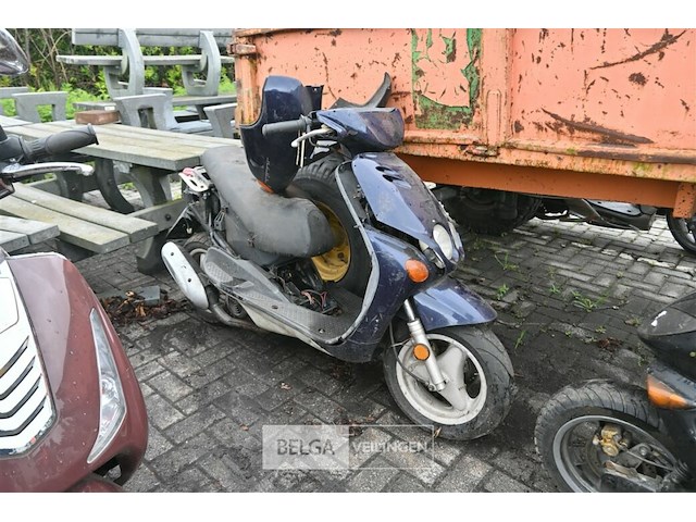 Scooterwrak yamaha - afbeelding 1 van  5