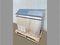 Scotsman - acm 225 ws-e 230/50/1 - ijsblokjesmachine