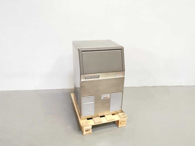 Scotsman - ec45 - ijsblokjesmachine - afbeelding 1 van  2
