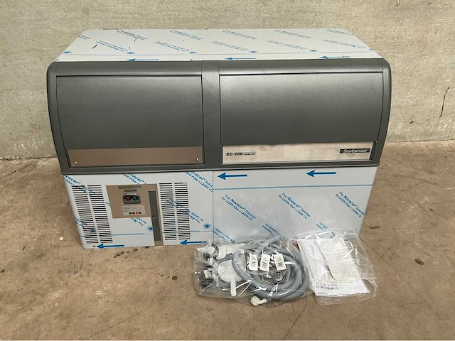 Scotsman - ecm 206 - ijsblokjesmachine - afbeelding 2 van  6