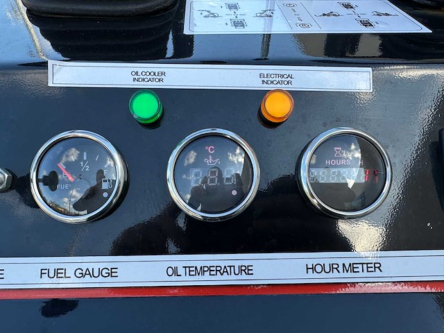 Sdlool - 2025 - 380r - rupsschranklader - afbeelding 17 van  36