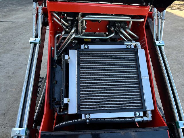 Sdlool - 2025 - 380r - rupsschranklader - afbeelding 18 van  36