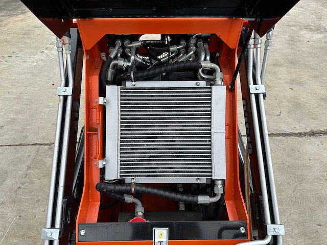 Sdlool - 2025 - sl36c - rupsschranklader - afbeelding 2 van  30