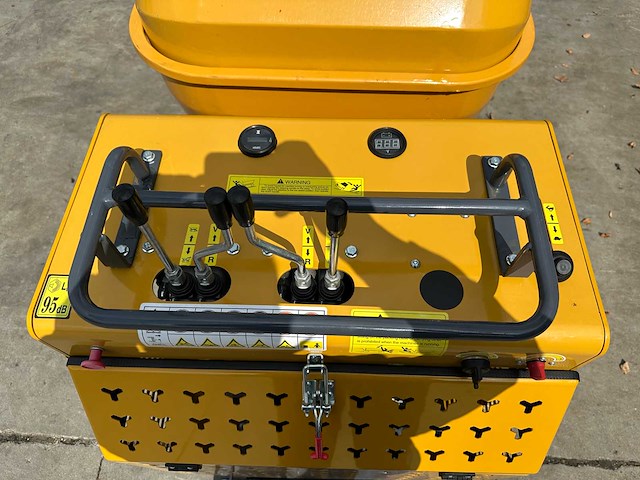 Sdlool - 2025 - x1200d - dumper - afbeelding 12 van  30