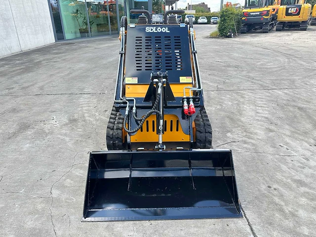 Sdlool - 2026 - 360t - mini-schranklader - afbeelding 12 van  31