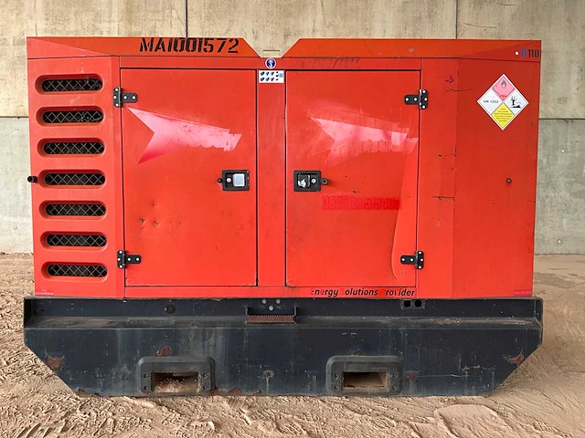 Sdmo - r110 - power generator - 2014 - afbeelding 1 van  13