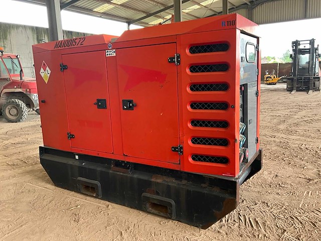 Sdmo - r110 - power generator - 2014 - afbeelding 10 van  13