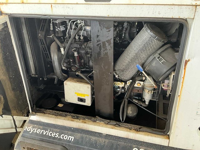 Sdmo - r22 - power generator - 2011 - afbeelding 2 van  11