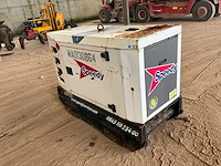 Sdmo - r22 - power generator - 2011 - afbeelding 5 van  11