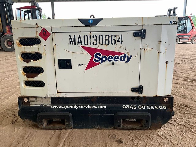 Sdmo - r22 - power generator - 2011 - afbeelding 6 van  11