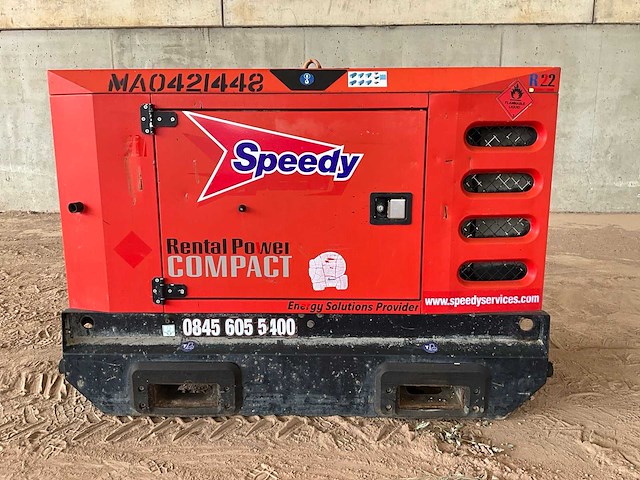 Sdmo - r22 - power generator - 2014 - afbeelding 1 van  9