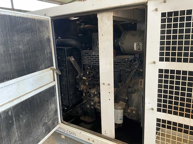 Sdmo - r66 - power generator - 2011 - afbeelding 4 van  15