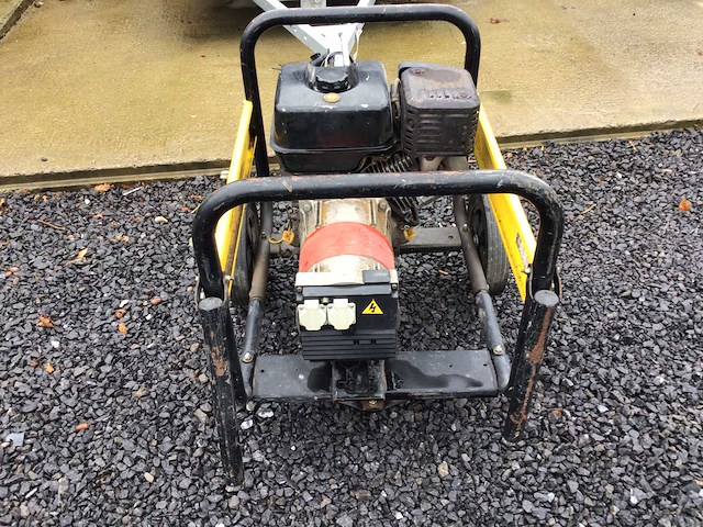 Sdmo lx4000 noodgeneratorset - afbeelding 4 van  7