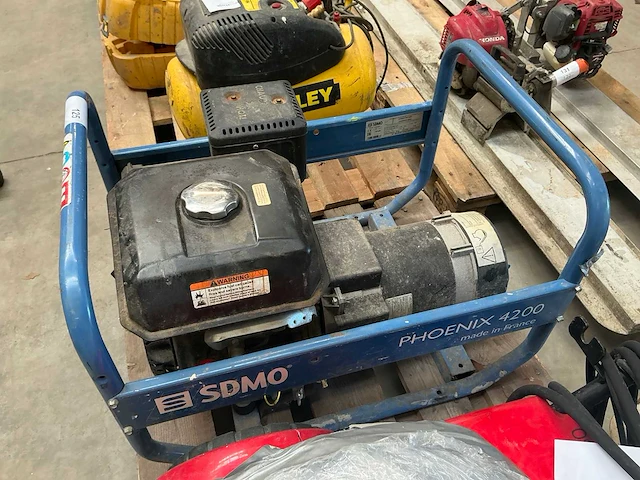 Sdmo phoenix 4200 stroomgenerator - afbeelding 4 van  7