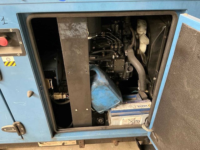 Sdmo t12k 11,5 kva stroomgenerator - afbeelding 5 van  5