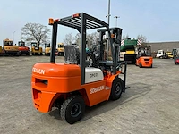 Sdvaijun - 2025 - cpc25 - vorkheftruck - afbeelding 30 van  34