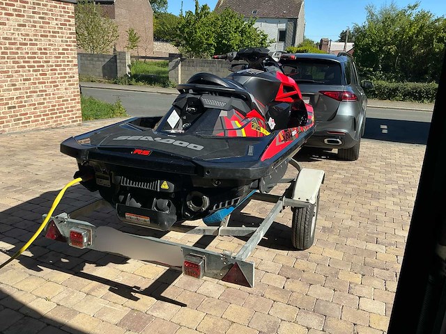 Seadoo rxp 260 rs jetski + aanhanger - afbeelding 13 van  17