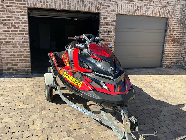 Seadoo rxp 260 rs jetski + aanhanger - afbeelding 16 van  17