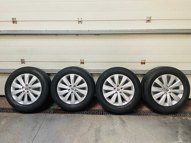 Seat - velg - afbeelding 1 van  13