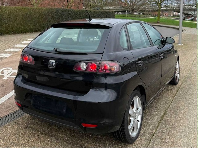 Seat ibiza 1.4 vintage auto's > 15 - afbeelding 2 van  7