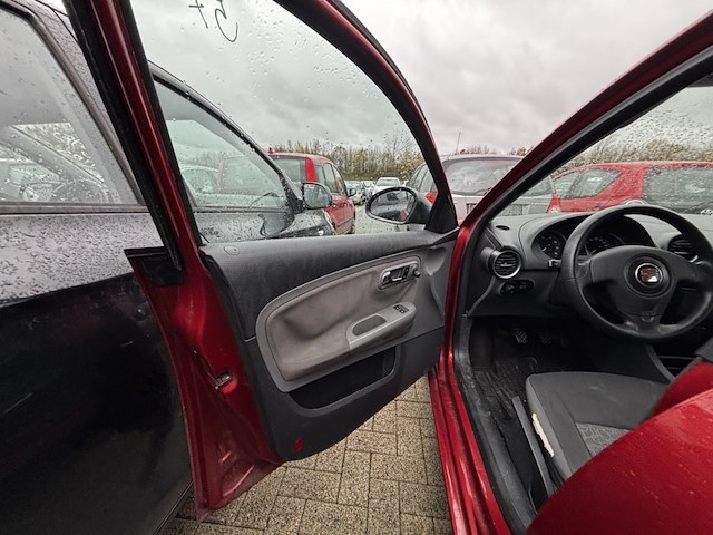 Seat ibiza 1.4i 16v reference, 2006 - afbeelding 28 van  31