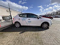 Seat ibiza 5p d 1 2 cr tdi reference dpf, 2010 - afbeelding 34 van  39