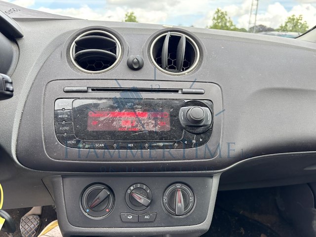 Seat ibiza, 5p/d 1.4 tdi ecomotive dpf,2010 - afbeelding 9 van  37