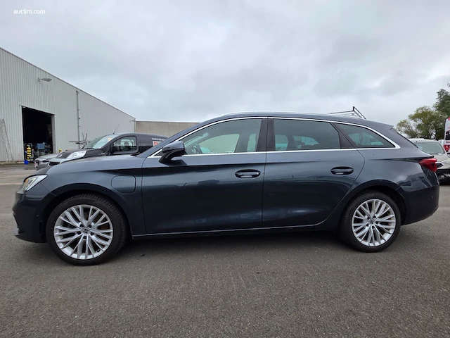 Seat leon sports tourer e-hybrid xcellence 2021 - afbeelding 44 van  48