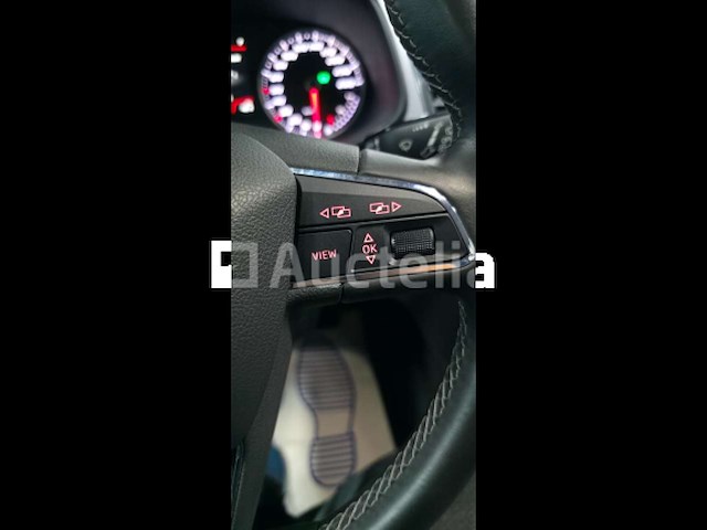 Seat leon sports tourer * nieuw model * 2.0 tdi * automaat - afbeelding 15 van  35