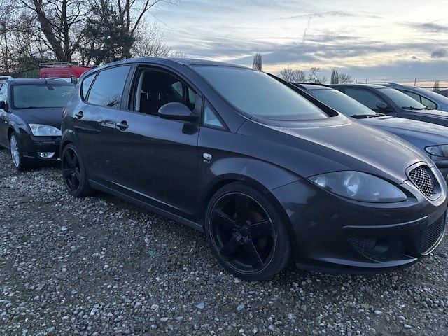 Seat leon - afbeelding 4 van  7