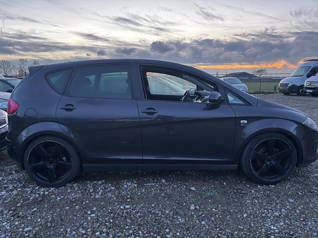 Seat leon - afbeelding 5 van  7