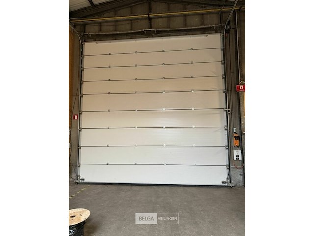 Sectionale garagepoort b500 cm - afbeelding 3 van  5