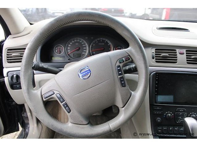 Sedan volvo, s80, yv1ts595951403289, 1e insch 06/01/2005, 2521 cm³, 154kw, lpg + benzine, 366250km, kentekenbewijs deel i, ongeldige keuren - afbeelding 4 van  17