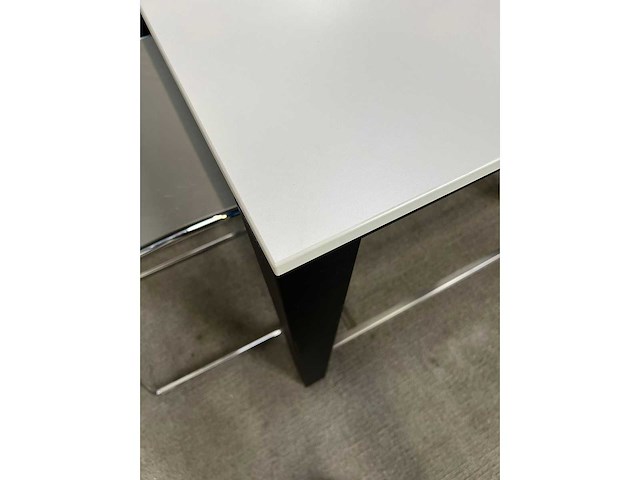 Sedus - mastermind hoge vergadertafel + 4 x casala hoge krukken - vergaderset - afbeelding 11 van  14