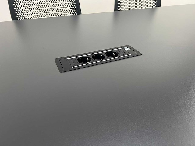 Sedus - mastermind tafel + 6 x sedus se:motion stoelen - vergaderset - vergaderset - afbeelding 6 van  11