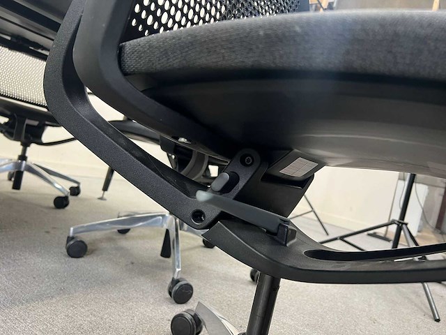 Sedus - mastermind tafel + 6 x sedus se:motion stoelen - vergaderset - vergaderset - afbeelding 11 van  11