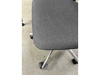 Sedus - vergadertafel + 4 sedus se:motion vergaderstoelen - vergaderset - afbeelding 1 van  4