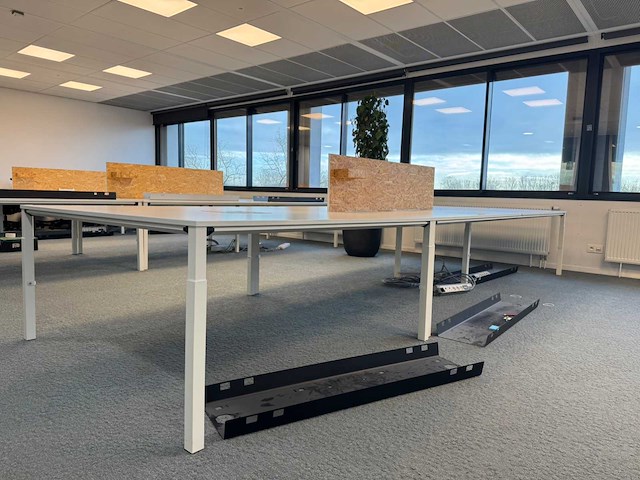 Sedus 4-persoons bureau-eiland - afbeelding 3 van  3