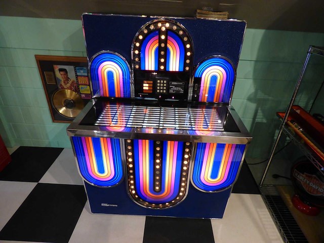 Seeburg jukebox - afbeelding 1 van  8