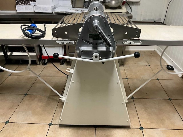 Seewer ag syn 503 walsmolen bakkerijmachines - afbeelding 4 van  16