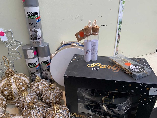 Seizoensartikelen - afbeelding 4 van  4