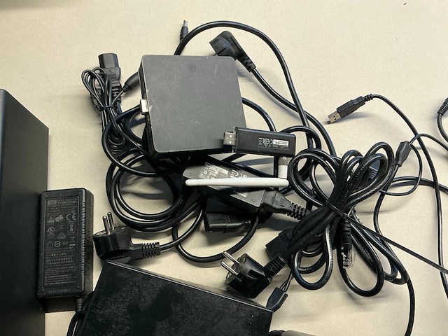 Sekuriet pp-9645c touchscreen kassasysteem - afbeelding 3 van  6