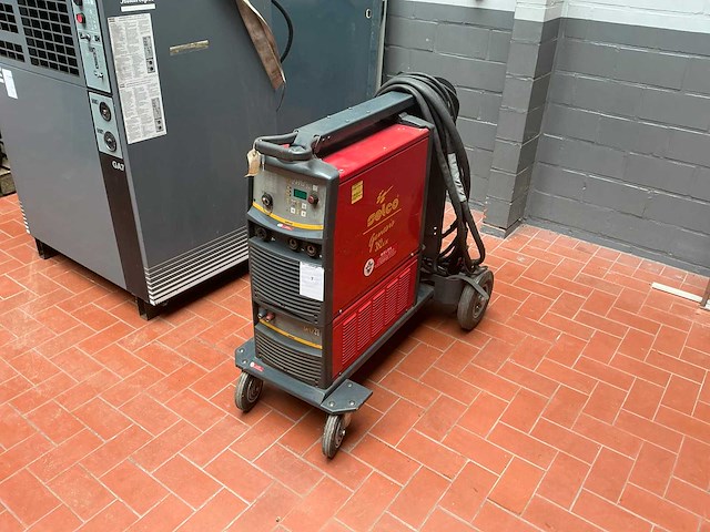 Selco genesis 382 ac-dc tig-lasmachine - afbeelding 1 van  8