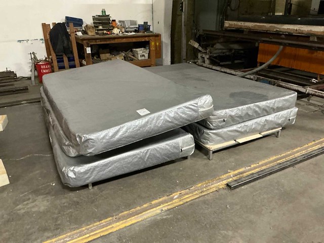 Selkirk spa jaccuzi cover (5x) - afbeelding 1 van  2