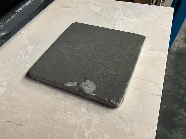 Selma a betonniere natuursteen tuintegel (512x) - afbeelding 2 van  4